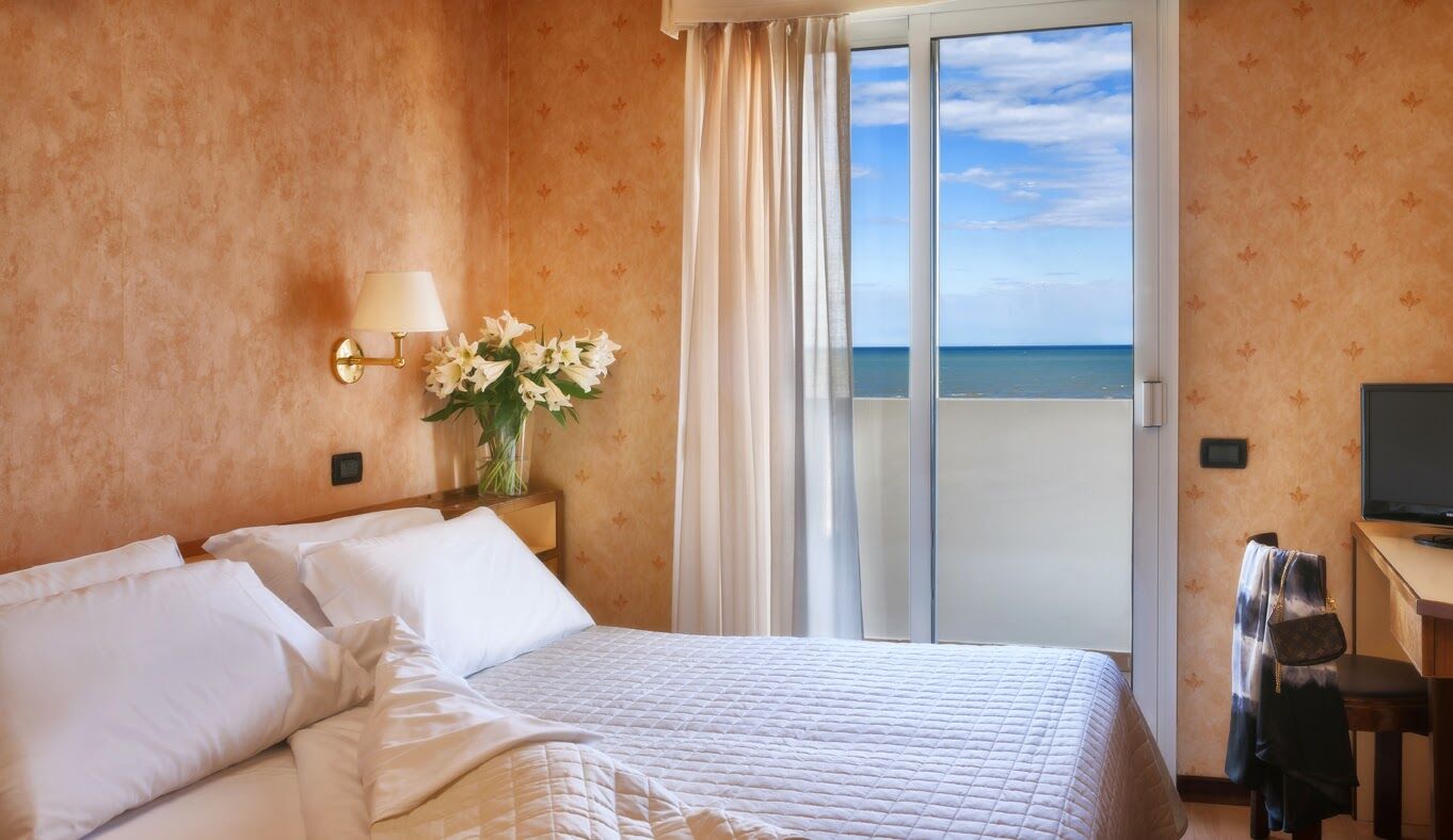 Litoraneo Suite Hotel Rimini Luaran gambar
